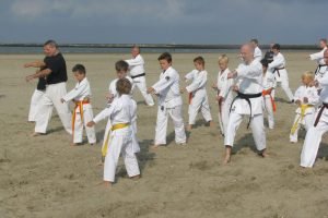 Karate op het strand